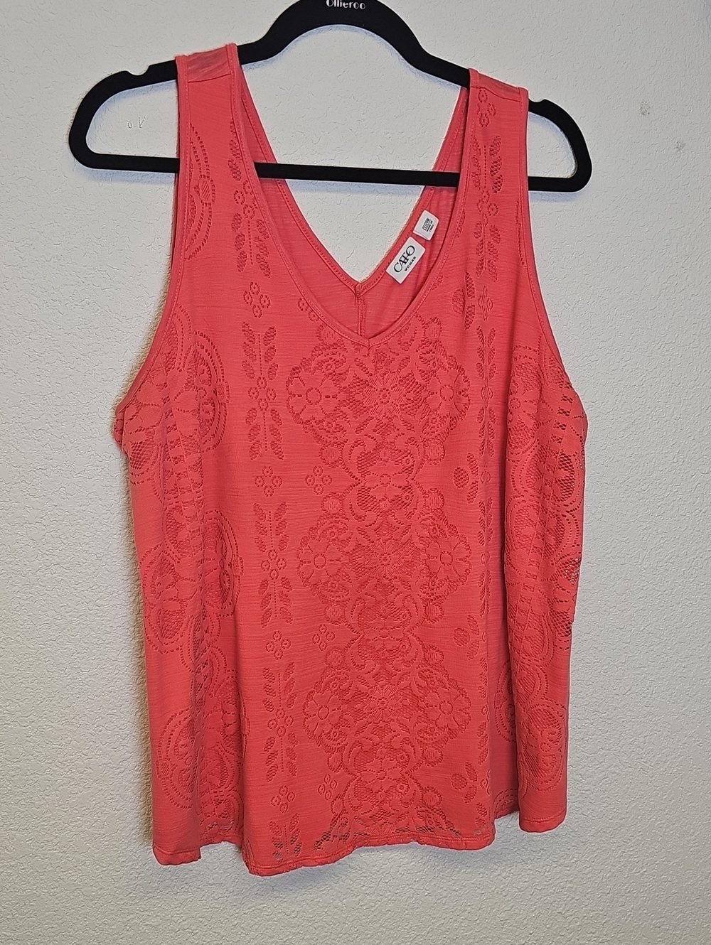 Cato Coral Lace-Detail V-Neck Tank